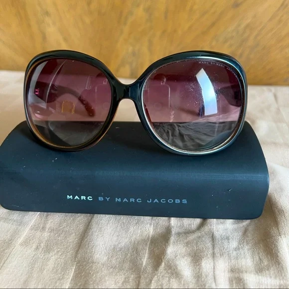 Marc By Marc Jacobs | Accessories | Marc Jacob Sunglasses  display picture 1